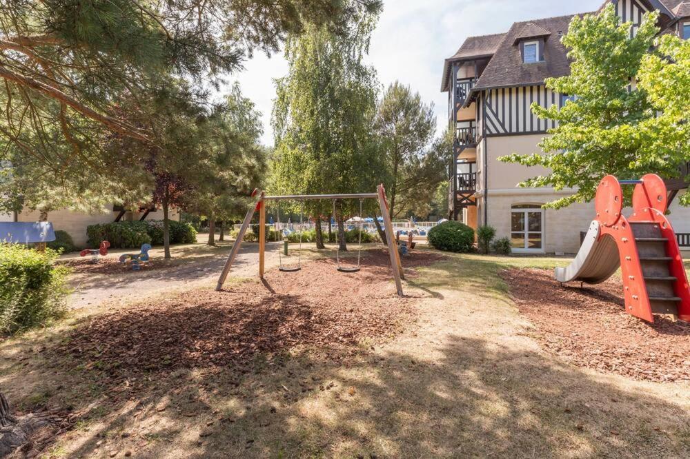"Magnifique 2 Pieces Deauville" Piscine Et Jardin Exteriér fotografie